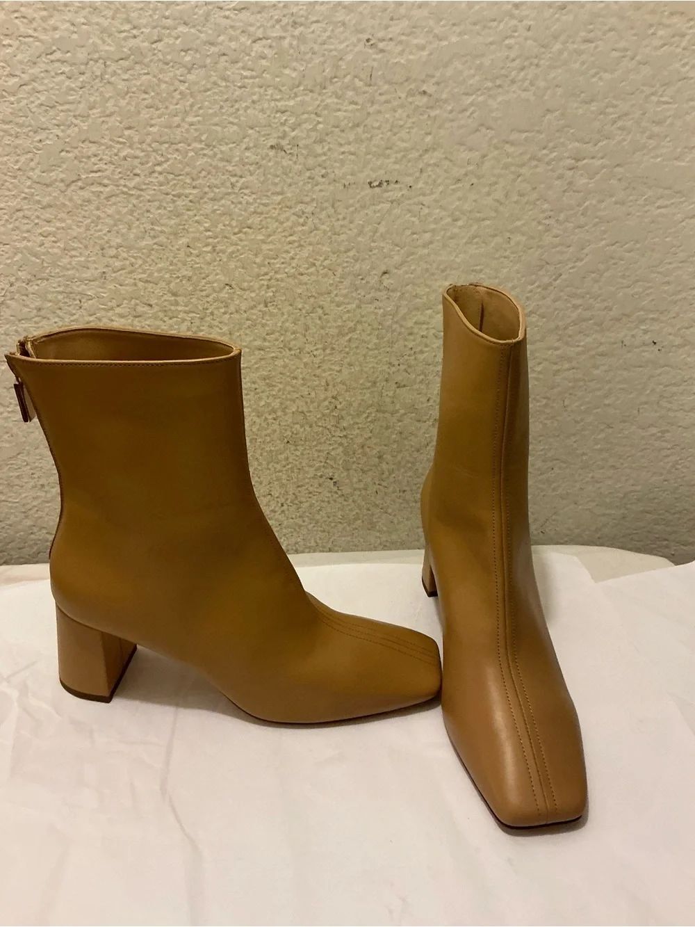 NWOT Dear Frances Tan Square-Toe Mid Block Heel Ankle Booties size 39